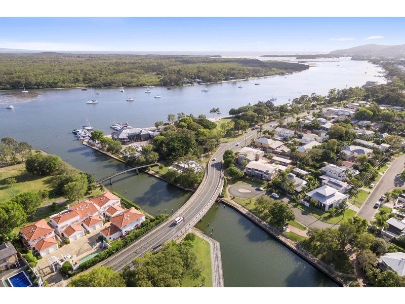 2/134 Gympie Terrace, Noosaville QLD 4566