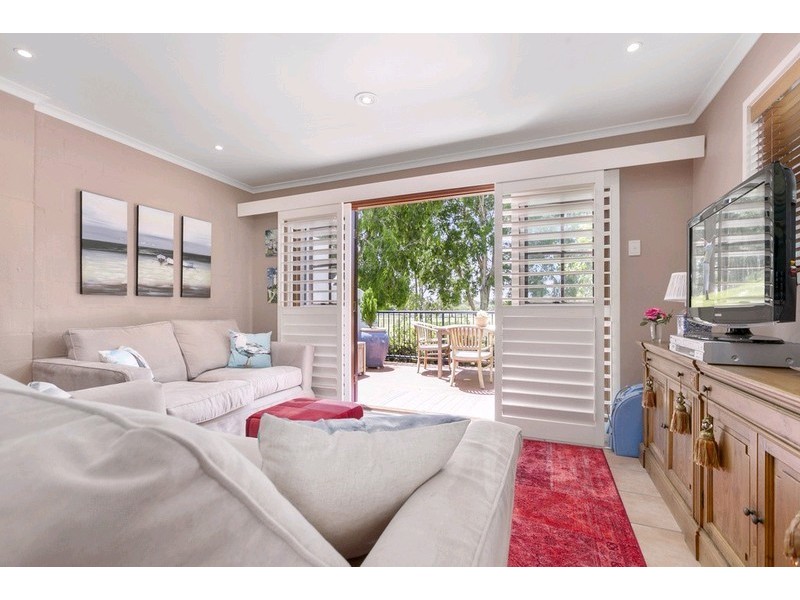 2/134 Gympie Terrace, Noosaville QLD 4566