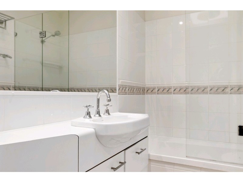 2/134 Gympie Terrace, Noosaville QLD 4566