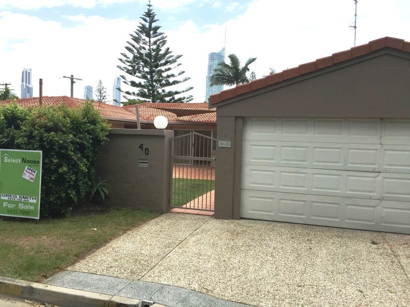 40 St Andrews Avenue, Isle Of Capri QLD 4217