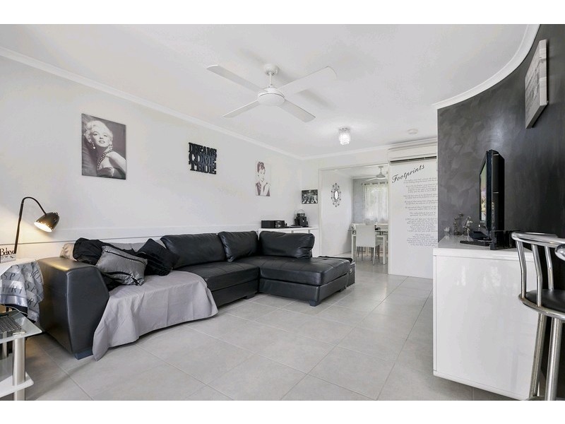 216/4 Lake Weyba Drive, Noosaville QLD 4566