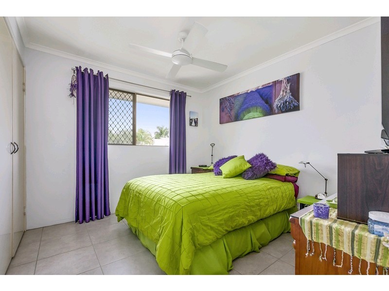 216/4 Lake Weyba Drive, Noosaville QLD 4566