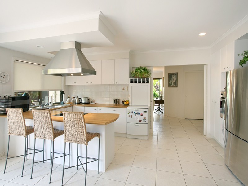 6 Shipwright Avenue, Noosa Waters QLD 4566