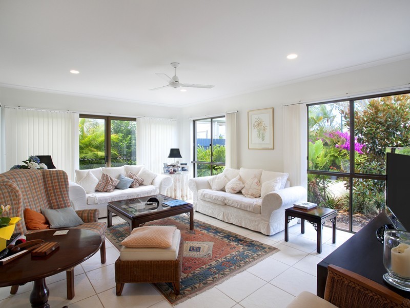 6 Shipwright Avenue, Noosa Waters QLD 4566