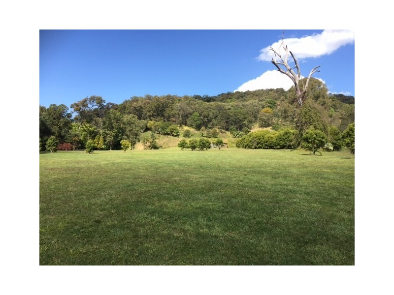 89 Dahlia Road, Verrierdale QLD 4562