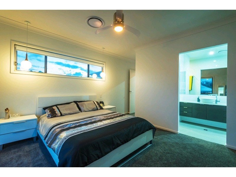 10 Rani Cct, Noosaville QLD 4566