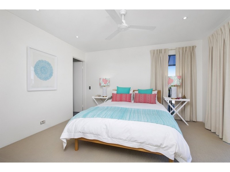 2/9 Ventura Street, Sunrise Beach QLD 4567