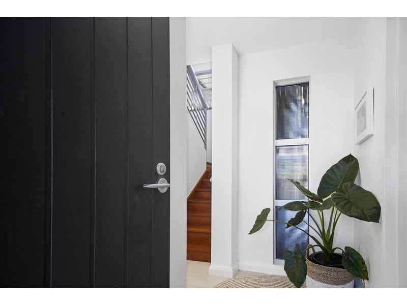 2/9 Ventura Street, Sunrise Beach QLD 4567