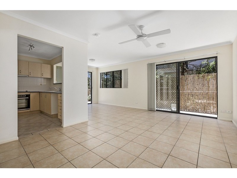 1/21 Advance Place, Sunrise Beach QLD 4567