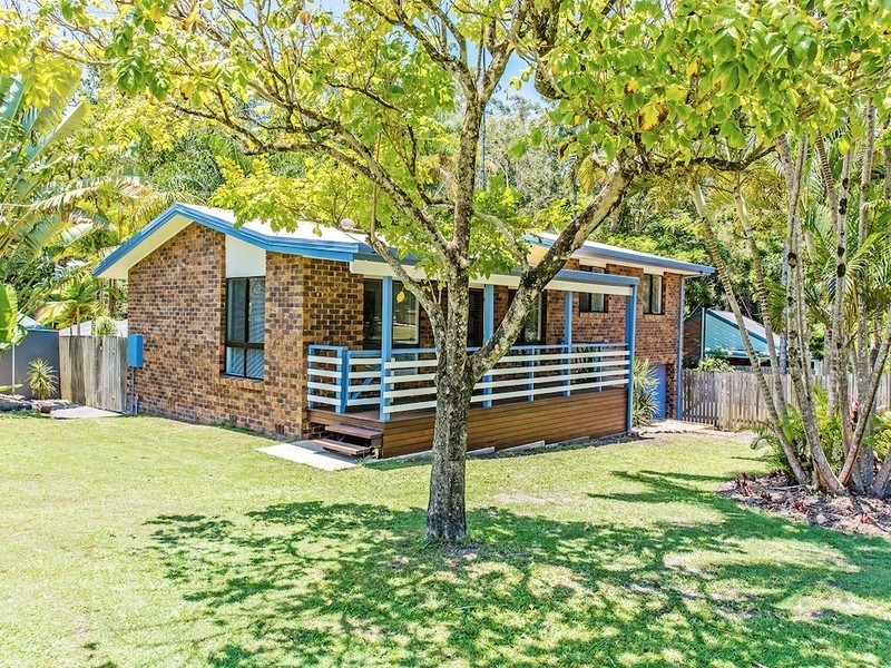 4 Griffith Avenue, Tewantin QLD 4565