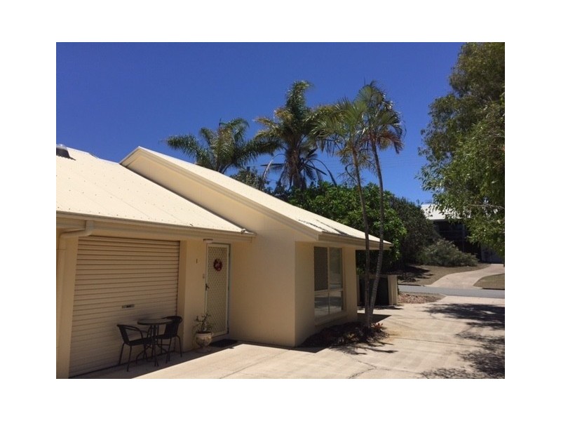 1/ 8 Margit Crescent, Sunrise Beach QLD 4567