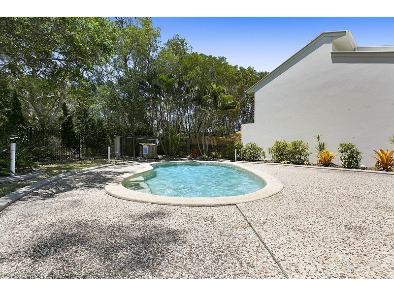 7/1 Beacon Court, Sunrise Beach QLD 4567
