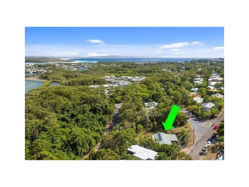 5 Arkana Drive, Noosa Heads QLD 4567