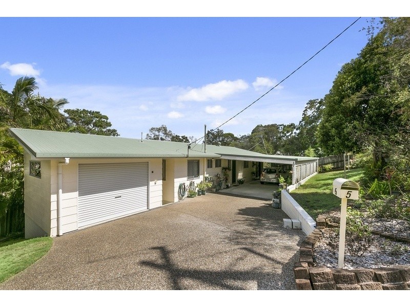 5 Arkana Drive, Noosa Heads QLD 4567