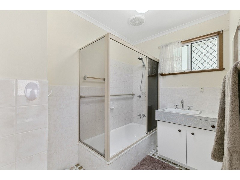 5 Arkana Drive, Noosa Heads QLD 4567