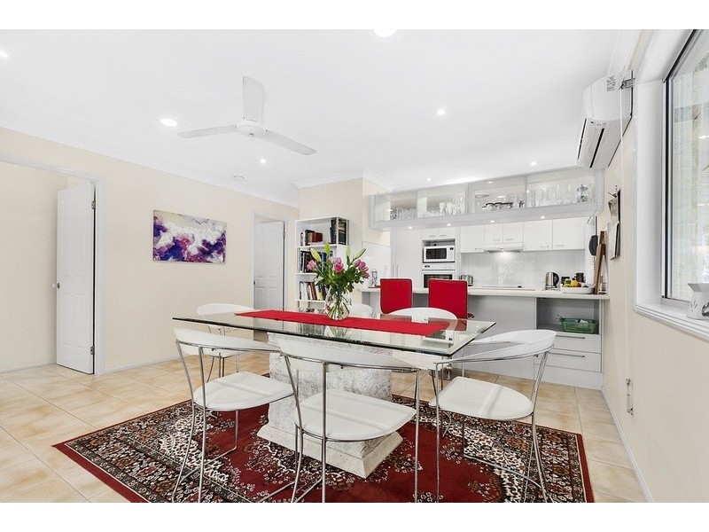 30 Bushlands Drive, Noosaville QLD 4566