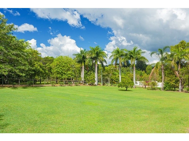 118 Lone Hand Road, Eumundi QLD 4562