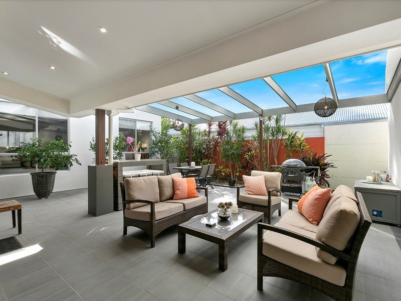 6/19A Sunrise Avenue, Tewantin QLD 4565