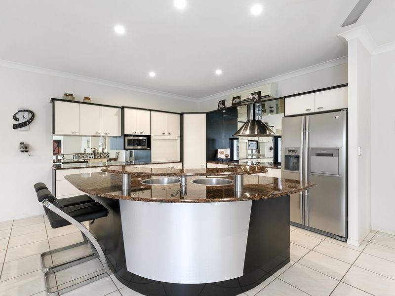 5 Seascout Circuit, Noosa Waters QLD 4566