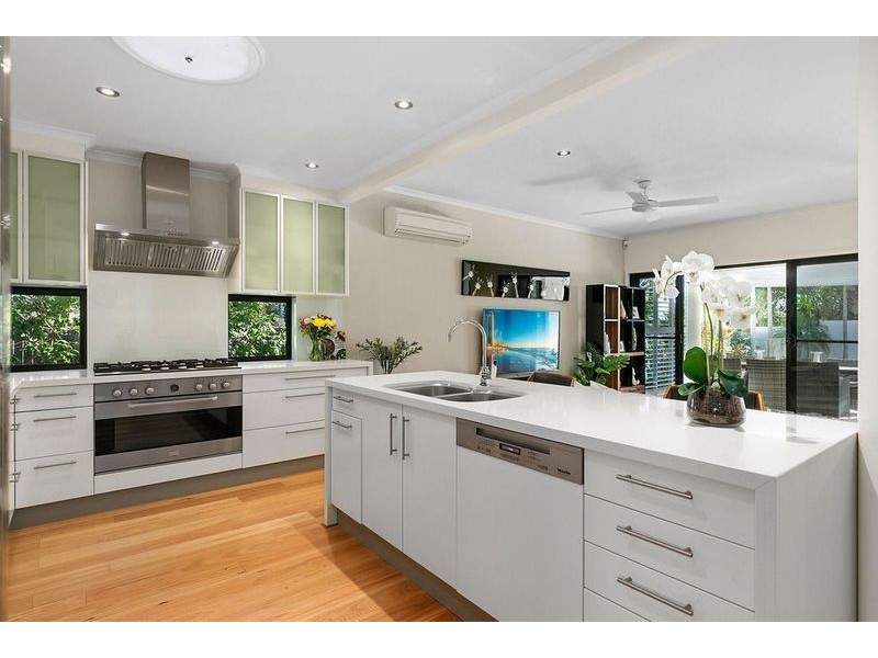 36 Driftwood Drive, Castaways Beach QLD 4567