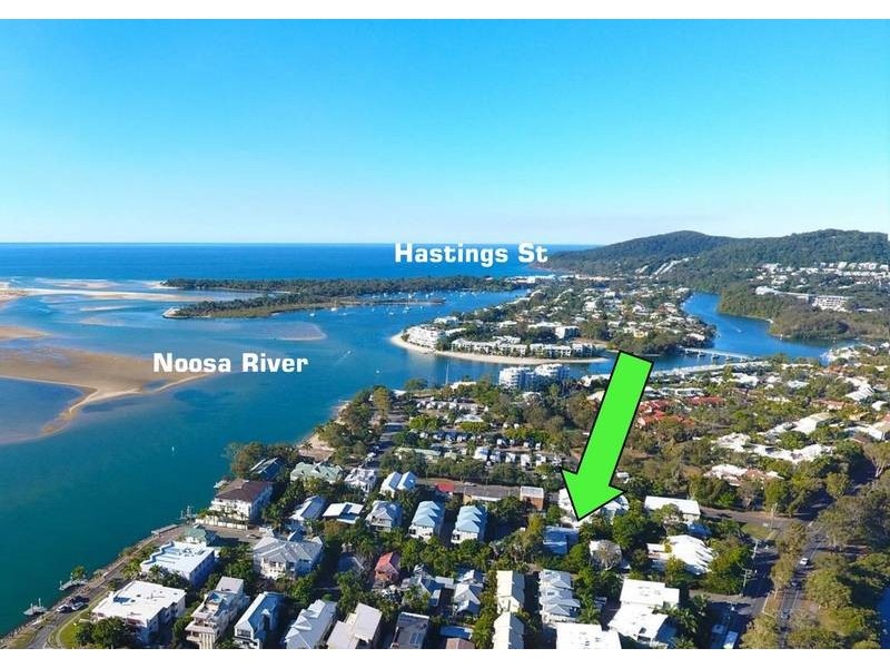 2/18 William Street, Noosaville QLD 4566