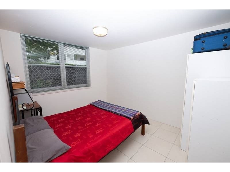 2/18 William Street, Noosaville QLD 4566
