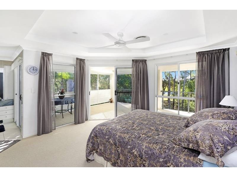 18 Lakeside Drive, Peregian Springs QLD 4573