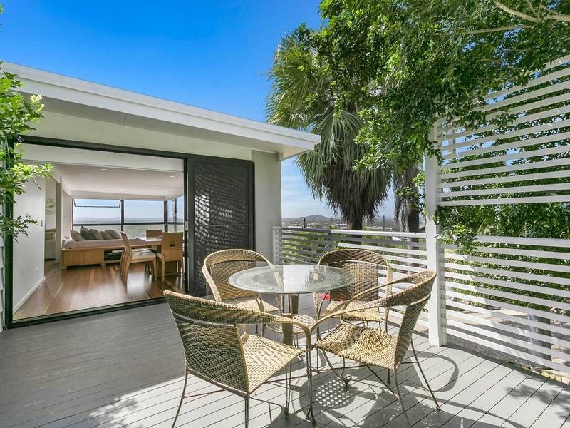 11 Greenoaks Drive, Coolum Beach QLD 4573