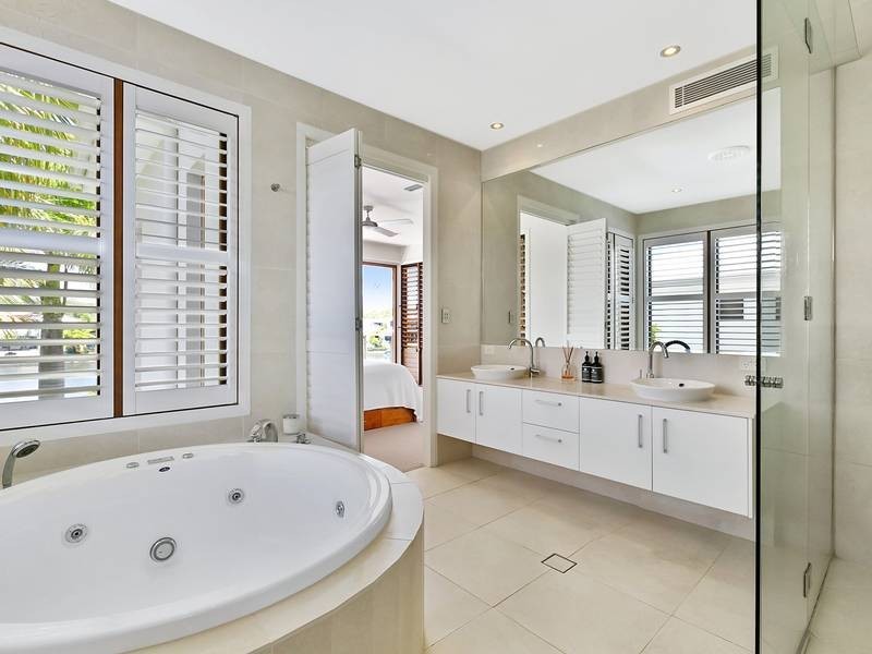 43 The Anchorage, Noosa Waters QLD 4566