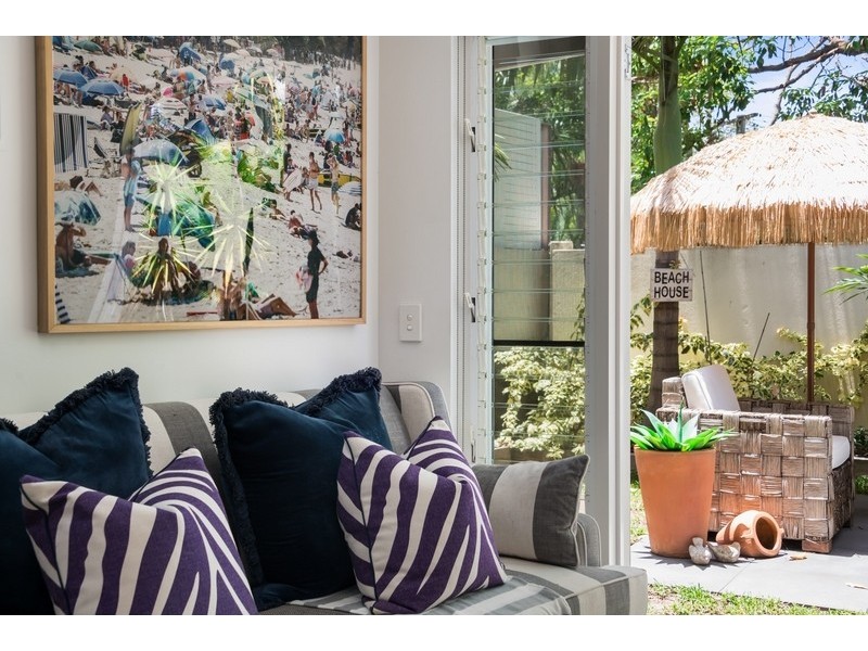 1/4 Corona Street, Sunshine Beach QLD 4567