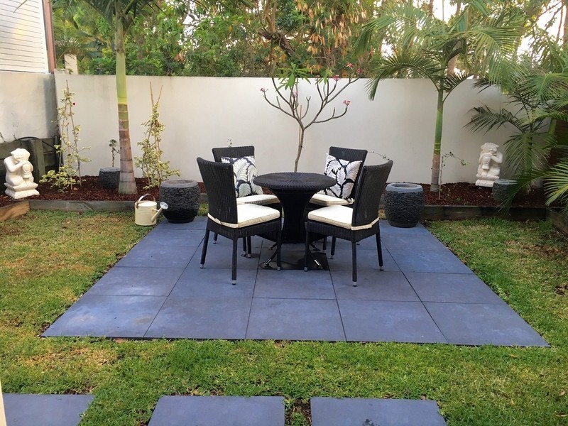 1/4 Corona Street, Sunshine Beach QLD 4567