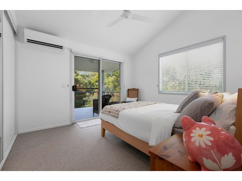 9 Gossamer Court, Marcus Beach QLD 4573