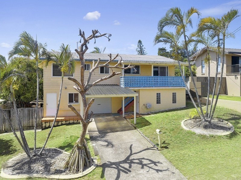 10 Landrail Street, Peregian Beach QLD 4573