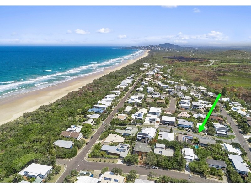 10 Landrail Street, Peregian Beach QLD 4573