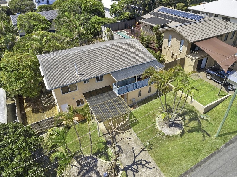 10 Landrail Street, Peregian Beach QLD 4573