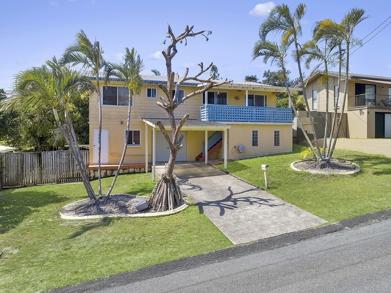 10 Landrail Street, Peregian Beach QLD 4573