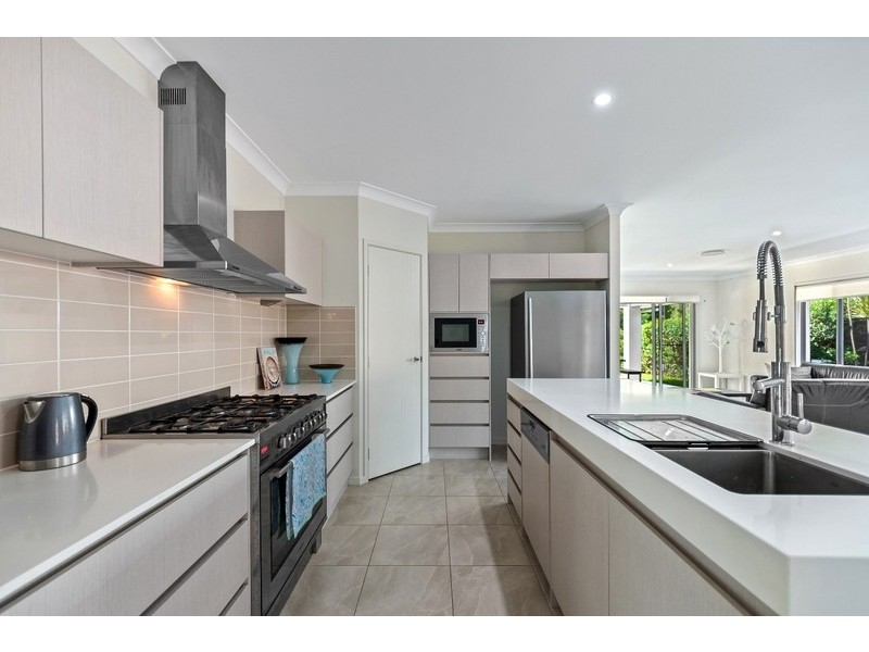 8 Jailee Court, Noosaville QLD 4566