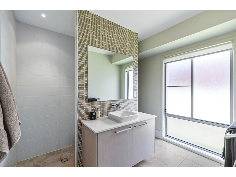 8 Jailee Court, Noosaville QLD 4566