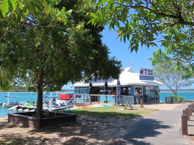 8 Jailee Court, Noosaville QLD 4566