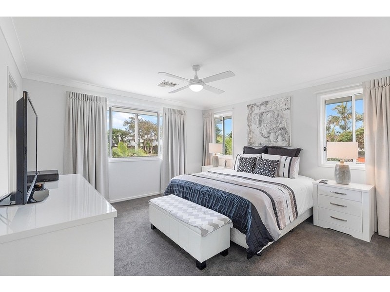 2 Lowry Street, Peregian Beach QLD 4573