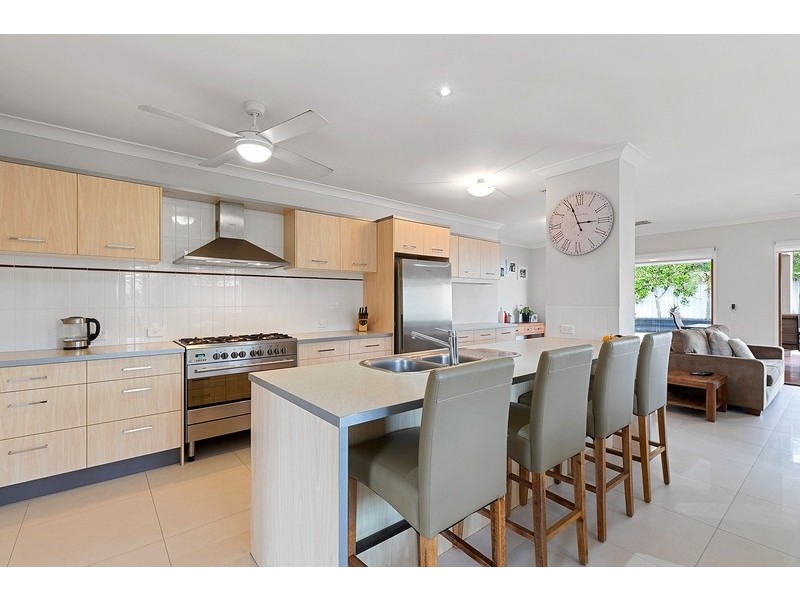 2 Lowry Street, Peregian Beach QLD 4573