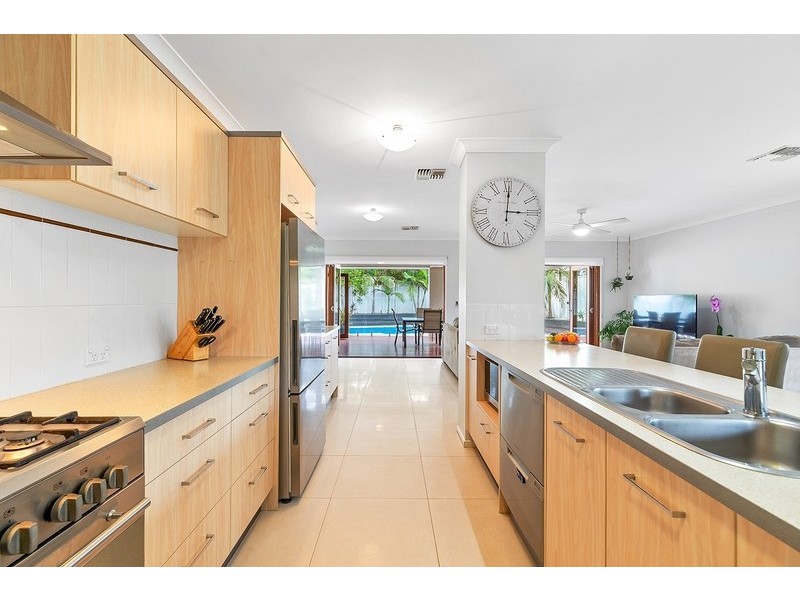 2 Lowry Street, Peregian Beach QLD 4573