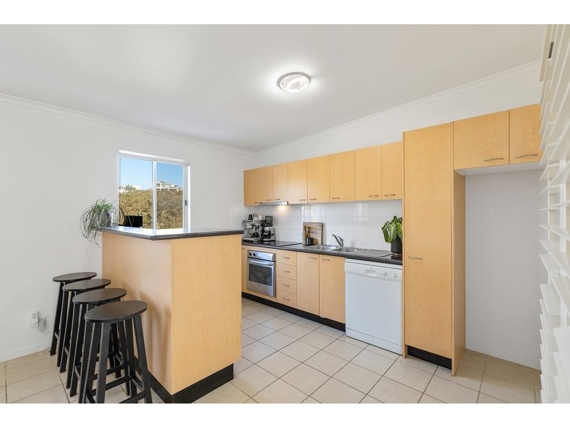 Unit 5/4-6 Hill Street, Sunshine Beach QLD 4567