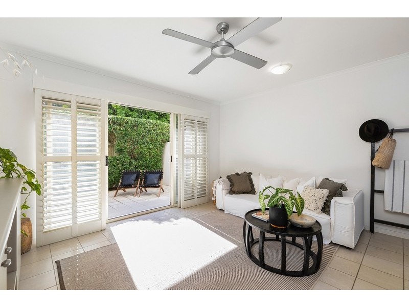 Unit 5/4-6 Hill Street, Sunshine Beach QLD 4567