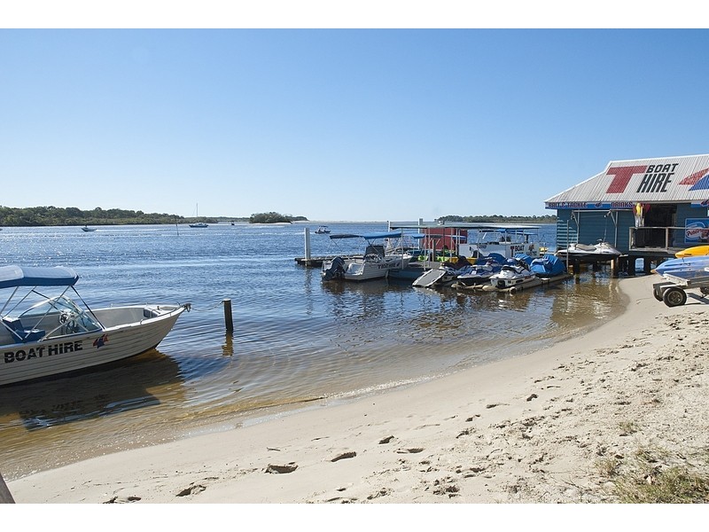 15 Elkhorn Drive, Tewantin QLD 4565