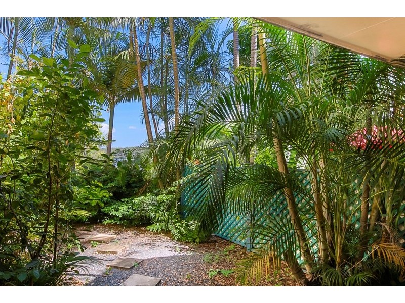 Unit 2/9 Lake Street, Tewantin QLD 4565
