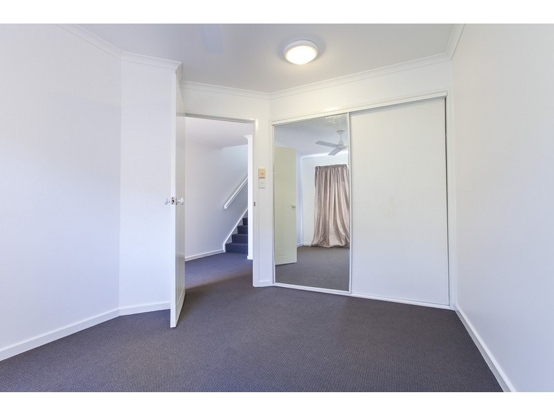 Unit 2/9 Lake Street, Tewantin QLD 4565