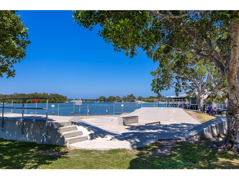 Unit 2/9 Lake Street, Tewantin QLD 4565