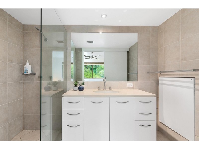 4/5 Tingira Crescent, Sunrise Beach QLD 4567