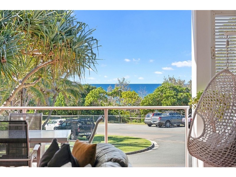 1/1 Selene, Sunrise Beach QLD 4567